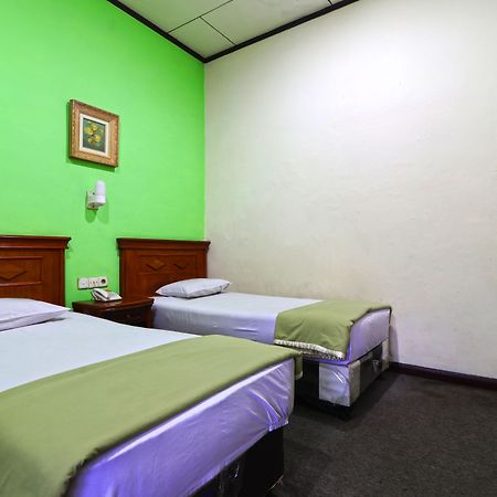 Hotel Sumatera Medan Luaran gambar
