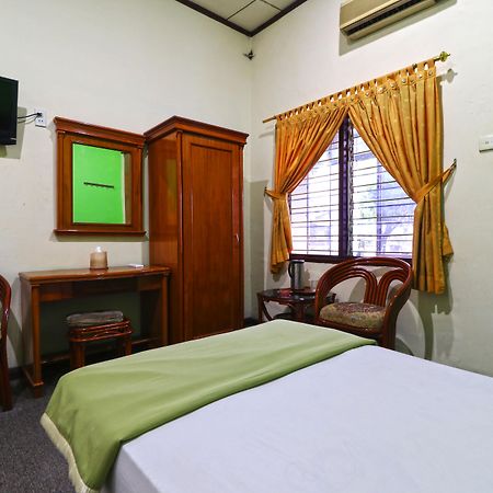 Hotel Sumatera Medan Luaran gambar