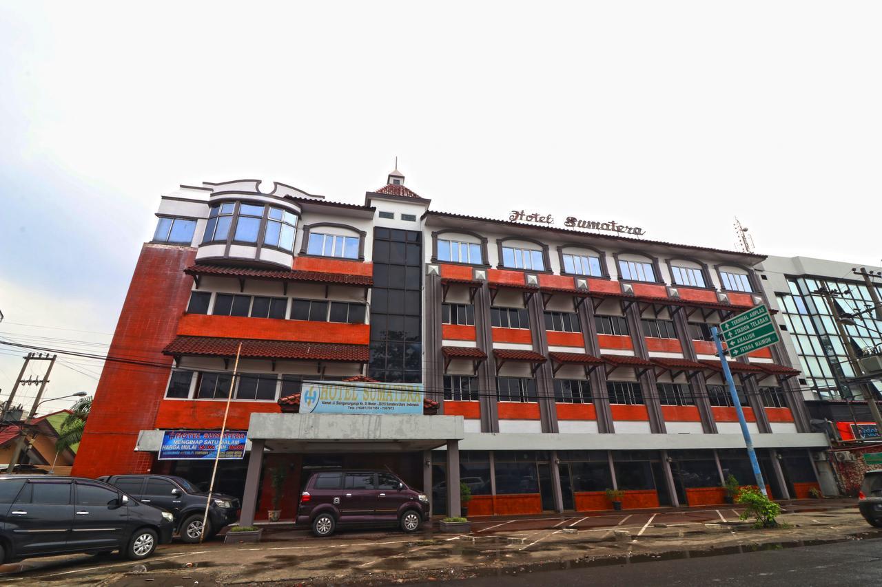 Hotel Sumatera Medan Luaran gambar